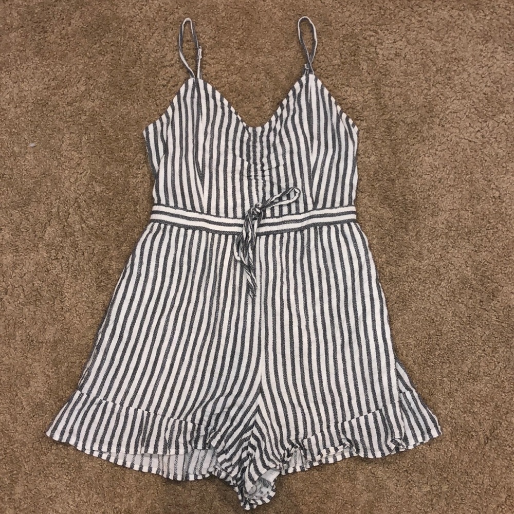 American Eagle romper